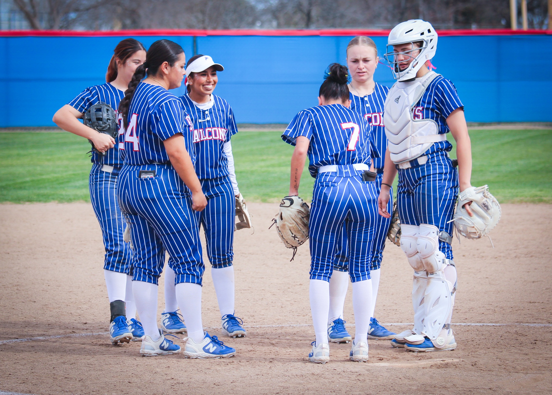 Coalinga College Softball Splits Doubleheader Against Allan Hancock College